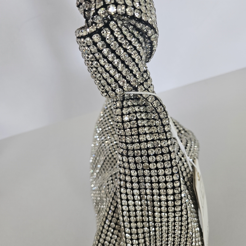 Elegant Silver Women's Evening Bag - Material: Rhinestones -NEW YEARS EVE!!!! - Picture 5 of 6